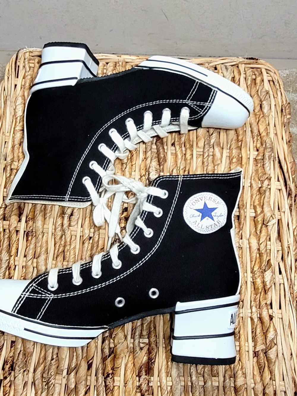 Converse Style Black and White High-Top Lace-Up Platform Boots with Logo Patch - Picture 2 of 11